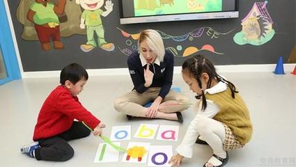 亲近孩子英语学习 成为英孚少儿英语妈妈代言人